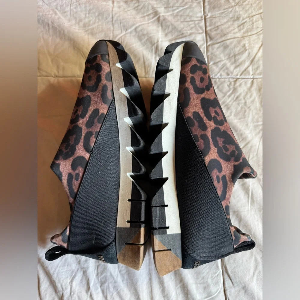 Dolce & Gabbana Ibiza Leopard Print‎ Slip On Sneakers, Size 6.5, EU 37